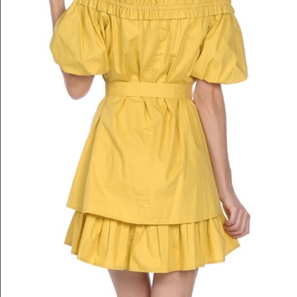 Off shoulder Ruffle Dress - Picture 3 of 3